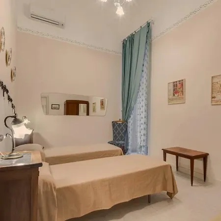 Domus Ottavia In *