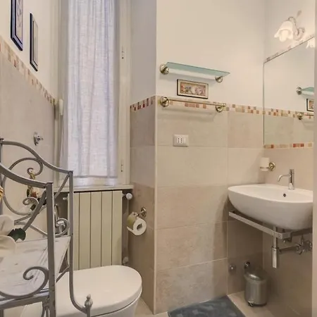 Domus Ottavia In * Roma